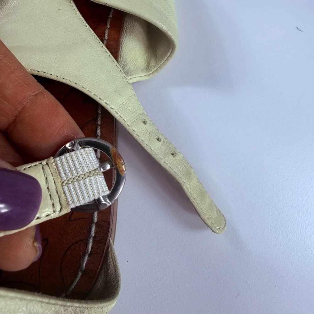 Coach Tracy Ivory Leather Bow Flat Gladiator Sandals Womens‎ Size 7B A8045